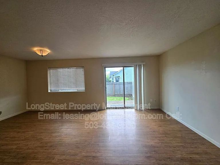 1806 College St — Photo 11