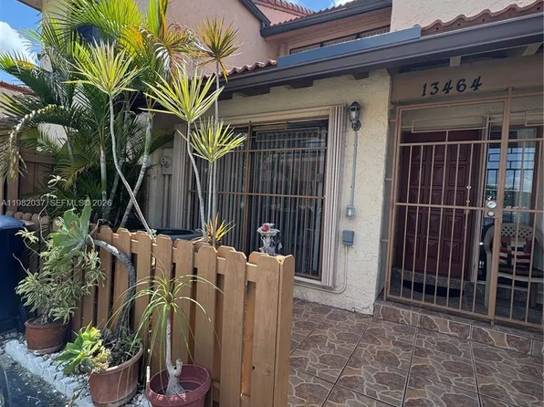 13464 SW 11th Ter, Miami, FL 33184