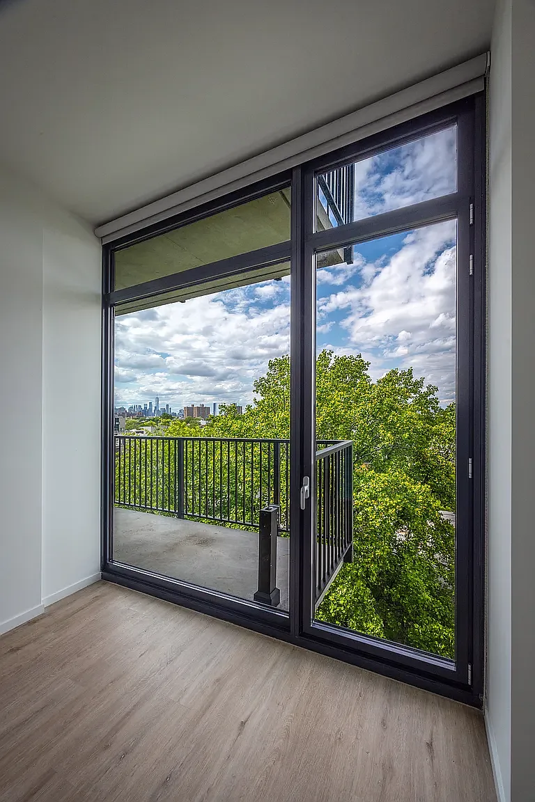 12 Halsey Street — Photo 3