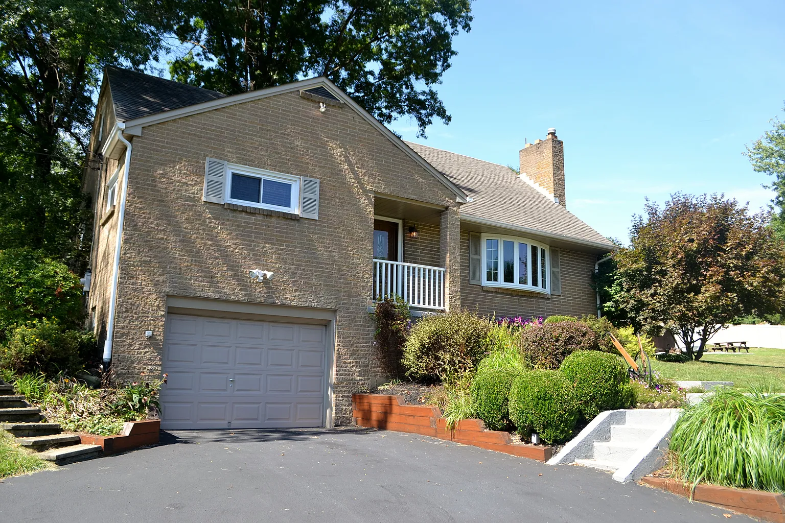110 Scott Ridge Rd photo 1