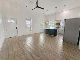 306 Stiles St, Houston, TX