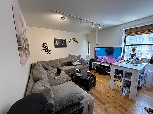 Rented by MOTION New York | media 7