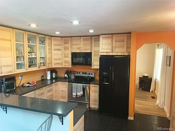 3rd image of 5026 Fontana Court