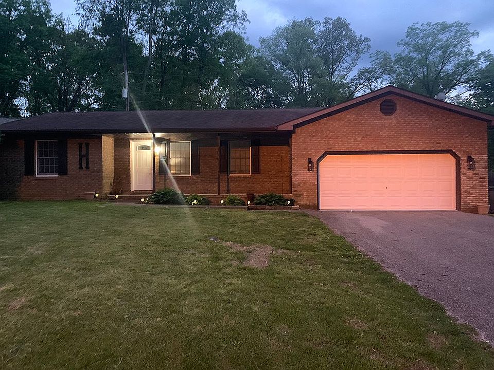 1st image of 1075 Northwood Dr