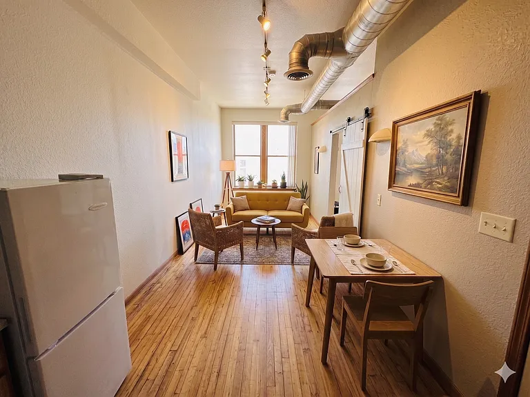 448 N Main St — Photo 1