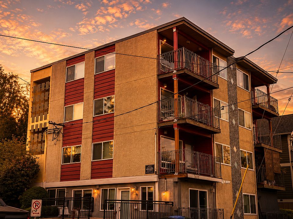1st image of 2856 14th Ave W APT 6