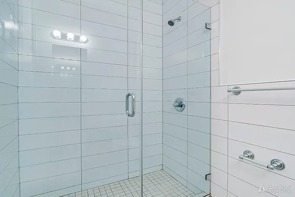 Rented by Anchor Associates | media 31