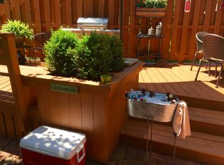 173 W Henderson Rd, Columbus, OH 43214