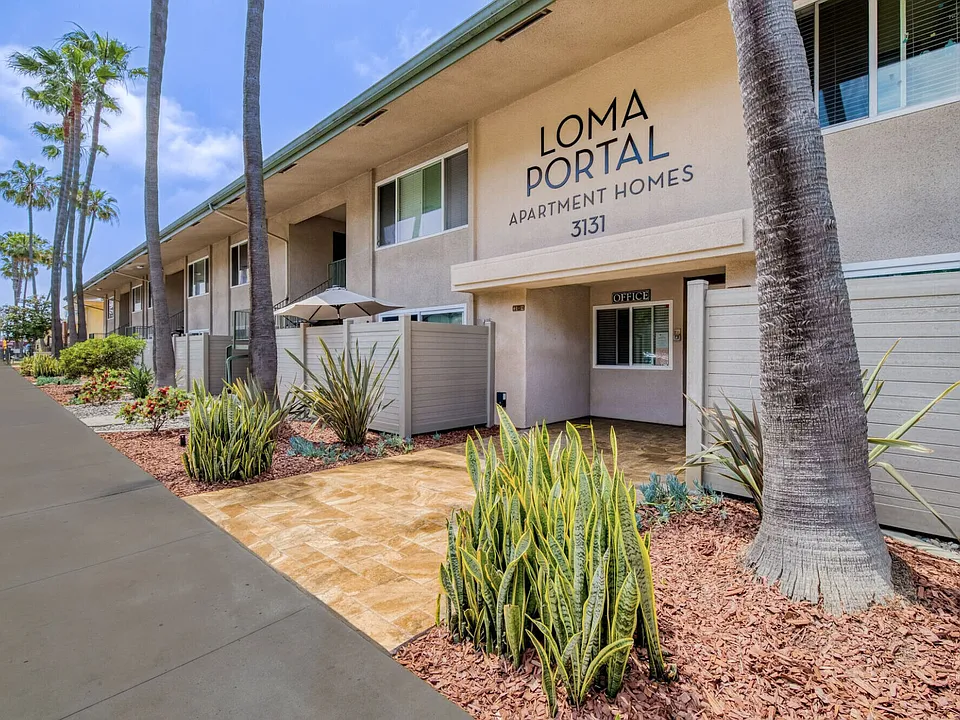 Loma Portal