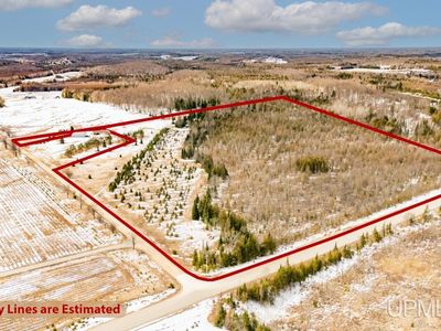 Labelle 38 Rd, Powers, MI, 49874