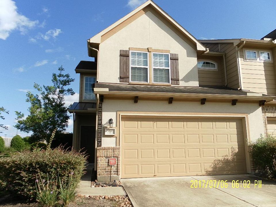 1st image of 3847 Calgary Cir