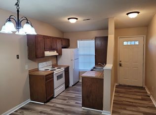 2613 Stewart Dr #D, Raleigh, NC 27603