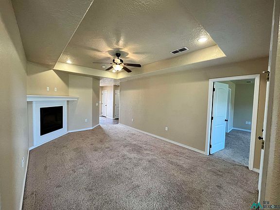 3rd image of 209 Starlite Dr