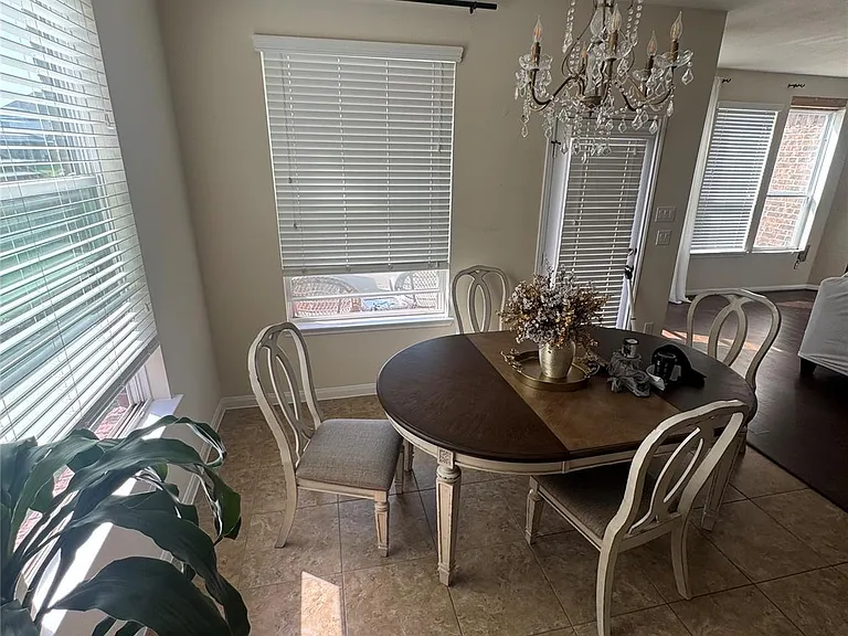 2719 Lake Villa Dr — Photo 4