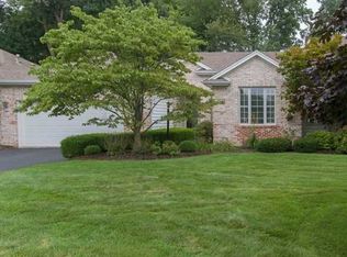 11 Bent Creek Xing, Sylvania, OH