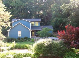 16 Pinecroft Rd, Asheville, NC 28804