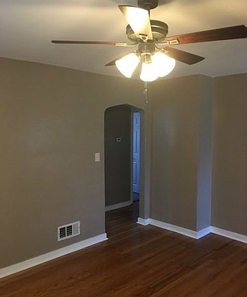 5th image of 1365 Kenilworth Dr