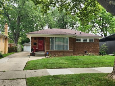 8776 Woodside Dr, Oak Park, MI, 48237