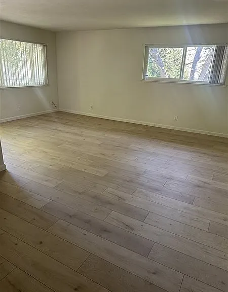 1925 Donner Ave #4 — Photo 4