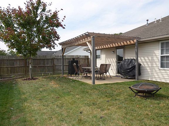 2nd image of 635 Tealwood Dr