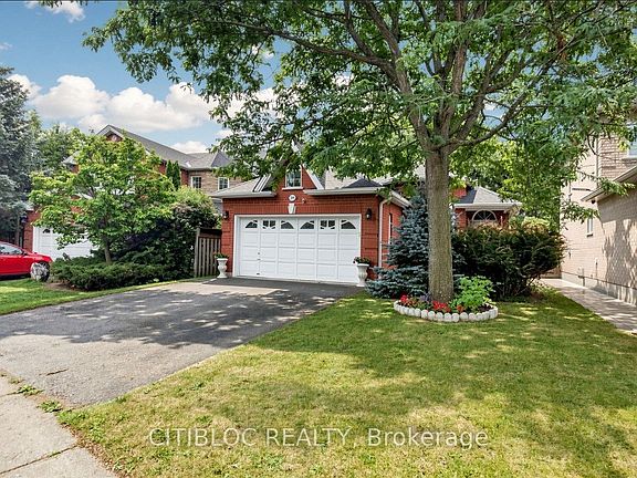 3rd image of 299 Tupper Blvd