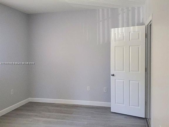 4th image of 2556 Centergate Dr APT 201