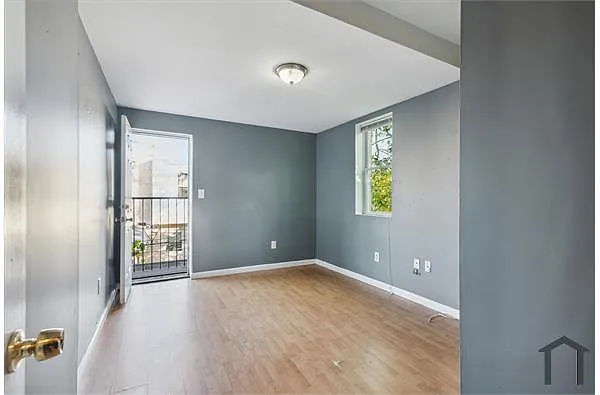 Building Photo - 3603 Melon St #2