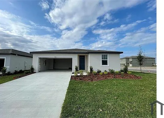 4 bed, 1840 sqft, $3,200 — Photo 3