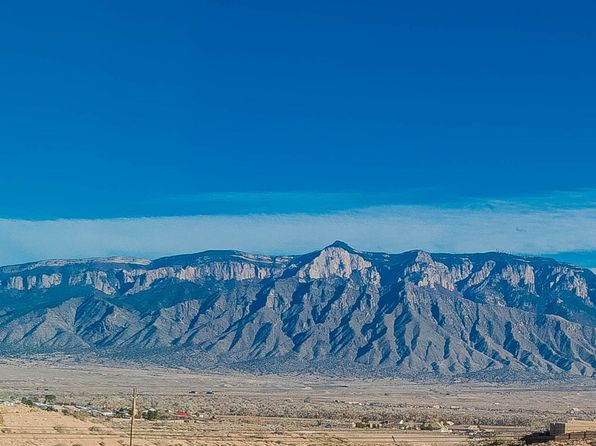 916 Monterrey Rd NE, Rio Rancho, NM 87144