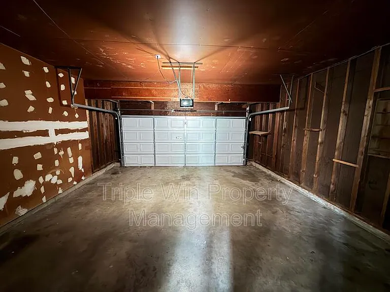 11050 Linnell Dr — Photo 28