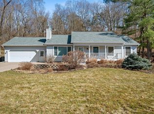 212 Meadow Dr N, Hudson, WI 54016