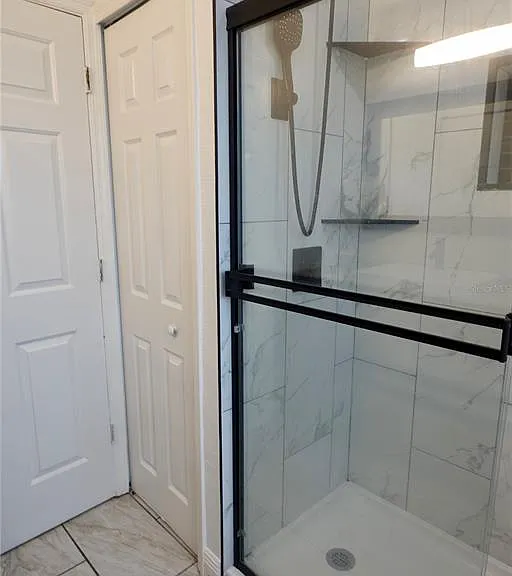 540 W Comstock Ave — Photo 9