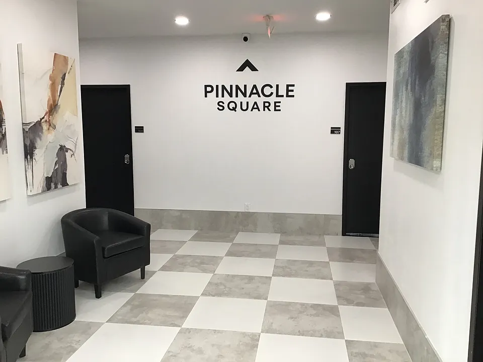 93 High St #101