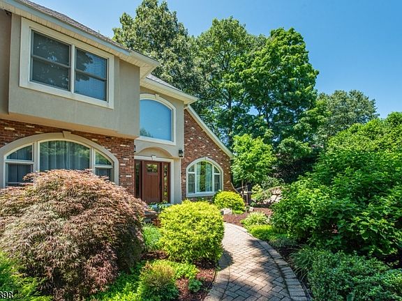 5th image of 93 Coventry Way