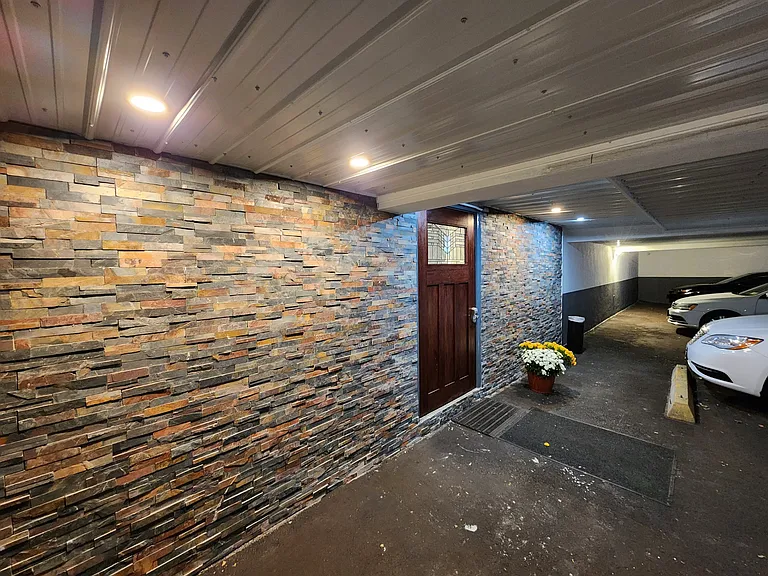 105 Herkimer St #28 — Photo 18