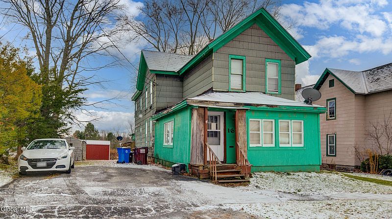 3rd image of 16 E 11th Avenue