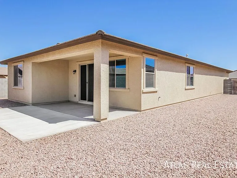 18660 W Robin Ln — Photo 14