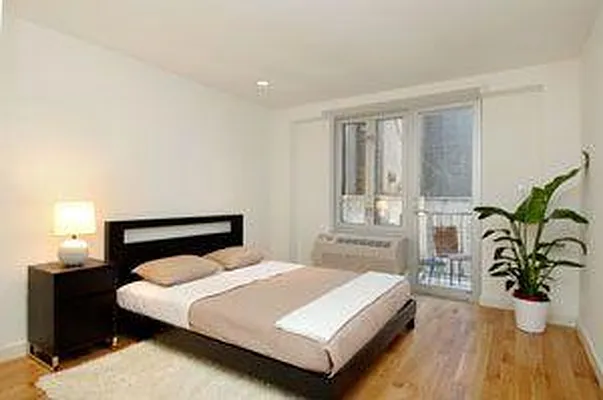 Rented by (Legacy) Metropolitan Property Grp. | media 19