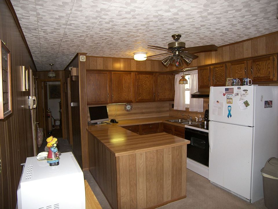 2nd image of 4596 Emslie Dr