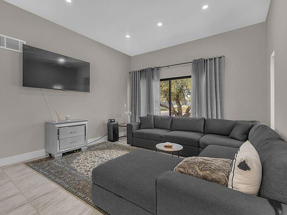2nd image of 5803 Los Santos Dr #19