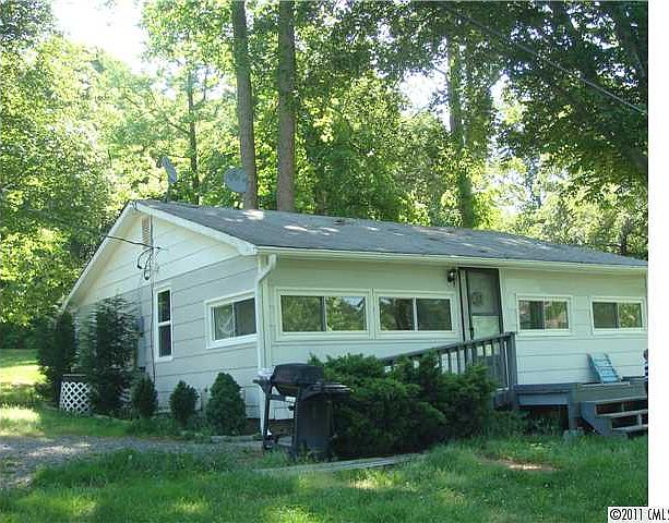1st image of 3739 Fox Valley Rd