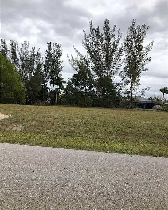 2nd image of 2221 SW 17th Pl