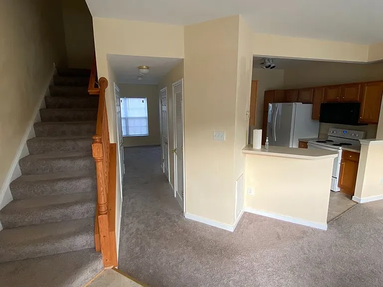 5504 Millstream Ln — Photo 3