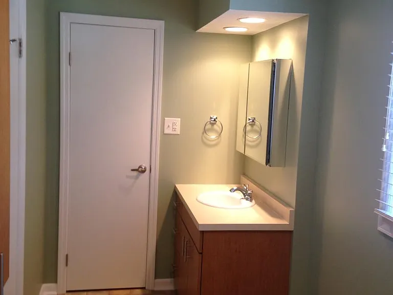 685 1st Ave #2 — Photo 3