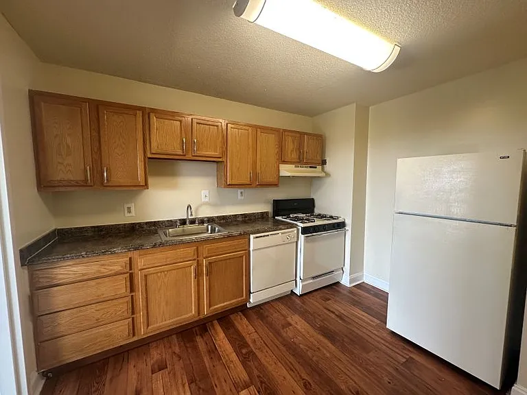 9727 Mount Pisgah Rd — Photo 192