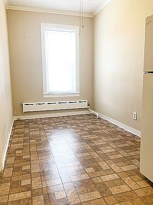 4th image of 2823 43rd St Floor 2