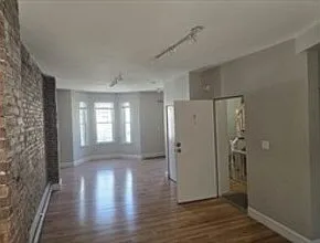 319 Spruce St #2 — Photo 8