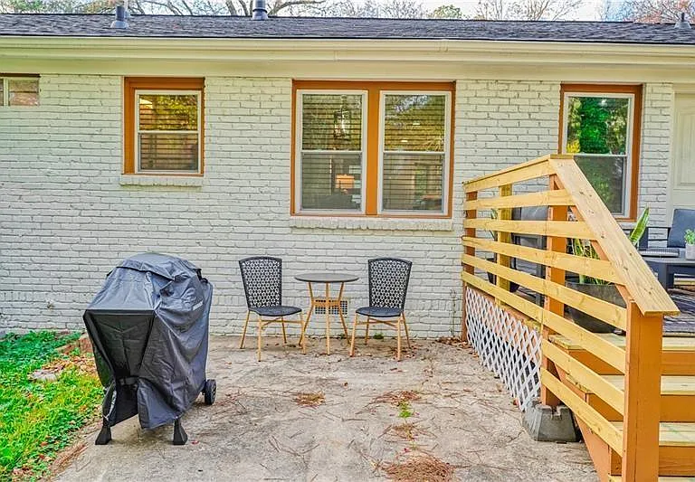2250 Dodson Dr — Photo 29