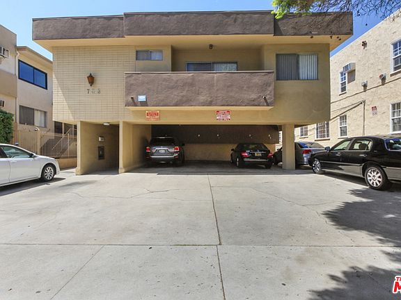 2nd image of 733 N Hayworth Ave