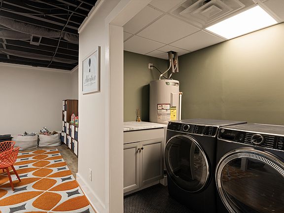 27th image of 1707 New Hope Rd